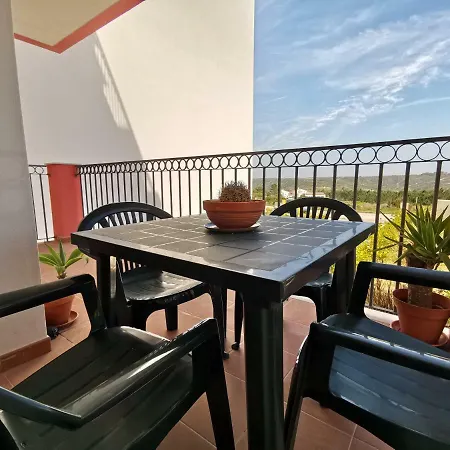 Casa Da Praia Apartment *